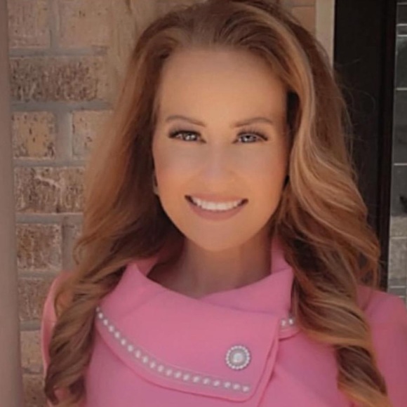 Meet your Posher, Charlotte - Picture 1 of 1